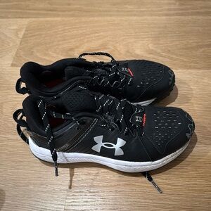 Boys baseball turf shoes